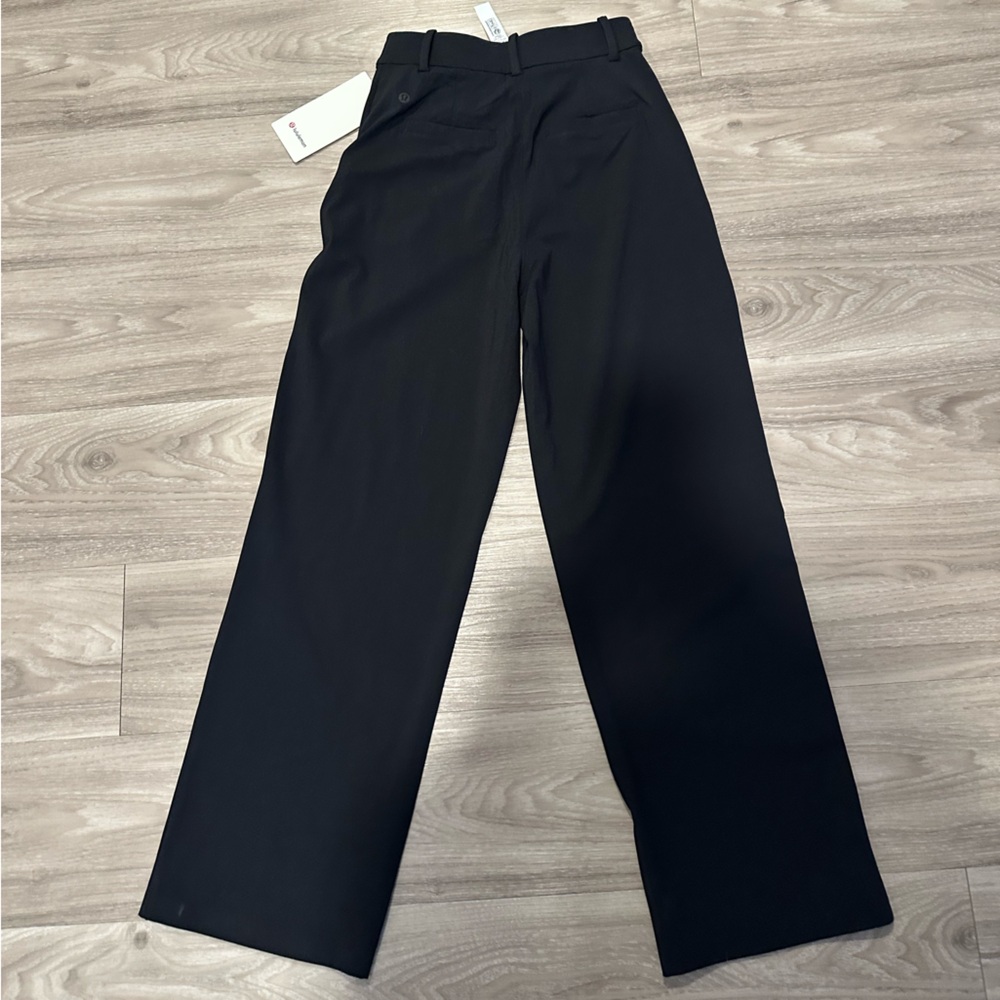 lululemon athletica Black Trousers XS Short